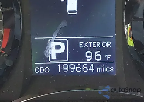 2015 Toyota Sienna Le 8 Passenger z USA, uszkodzony, nr VIN 5TDKK3DC5FS576035